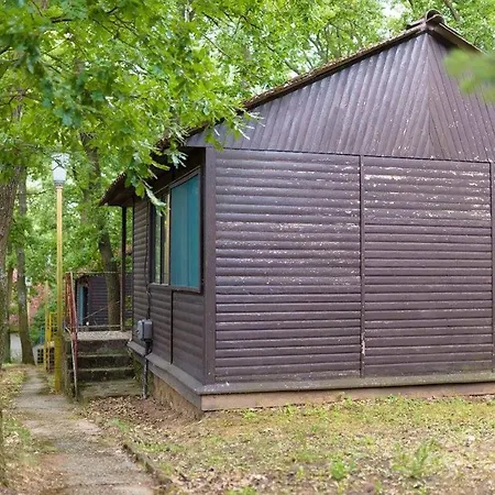 Mokus Pagony Lodge